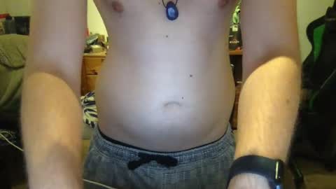 Snapshot of _who_am_i_93 chatting on August 4, 10:01 pm Who am I online show from August 4, 10:01 pm