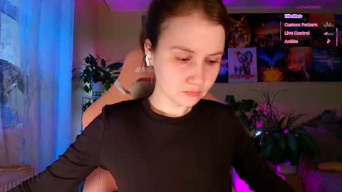 Enni online show from February 12, 7:58 am