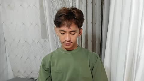 Snapshot of _xxhavefunwithme69_ chatting on May 6, 3:50 pm Andrei online show from May 6, 3:50 pm