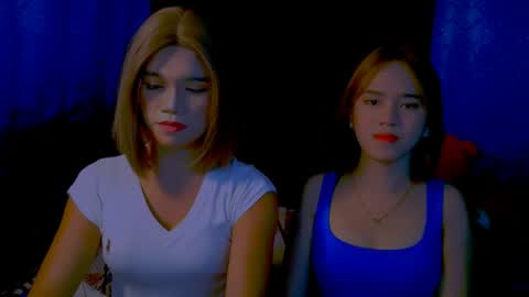 _xxlilly online show from May 10, 10:42 am