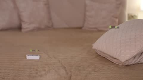  YOUR ANGEL online show from December 7, 3:58 am