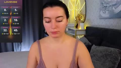 Jasmine online show from February 19, 8:22 am