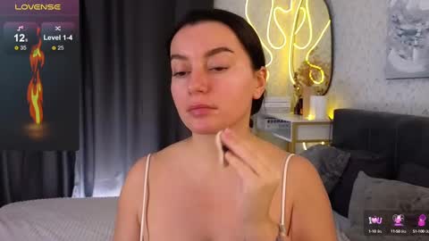 Jasmine online show from February 21, 8:07 am