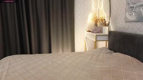 Jasmine online show from October 11, 8:24 am