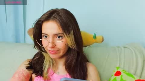 _yourcherrybomb online show from January 23, 10:32 am