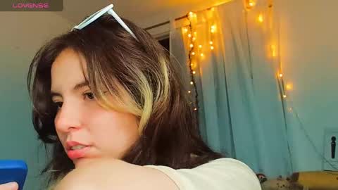 _yourcherrybomb online show from February 24, 9:53 am