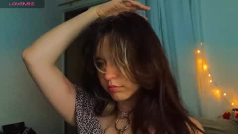 _yourcherrybomb online show from March 8, 2:55 am