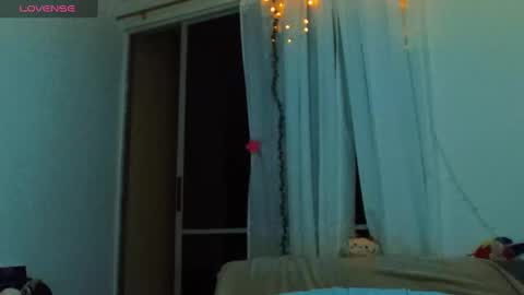 _yourcherrybomb online show from March 8, 5:59 am