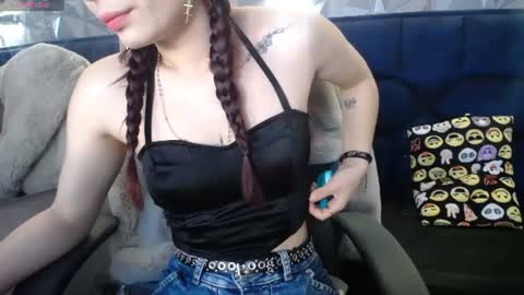 Yuyi online show from July 24, 11:52 am