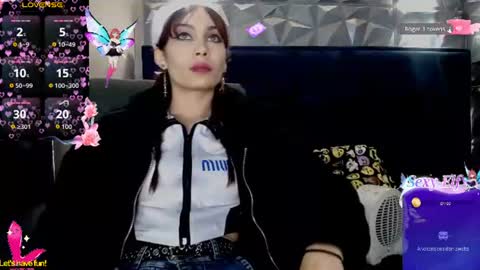 Yuyi online show from August 1, 12:37 pm