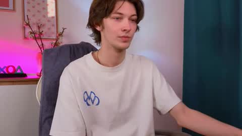 Denis online show from February 14, 1:08 pm