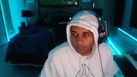 a4orce online show from December 14, 4:34 am