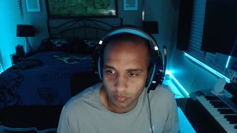 a4orce online show from March 6, 4:52 am