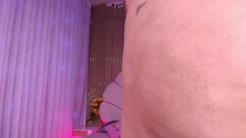Snapshot of a_aisha chatting on April 21, 12:00 pm Aisha online show from April 21, 12:00 pm