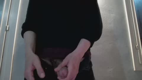 a_c6t online show from April 27, 7:39 am