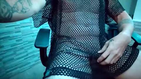 Snapshot of a_reii_ chatting on January 12, 4:07 am a_reii_ online show from January 12, 4:07 am