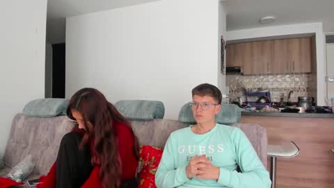 A Sexy Couple online show from December 18, 7:08 pm