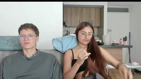 A Sexy Couple online show from February 17, 6:04 pm