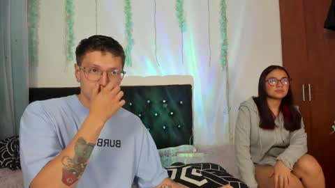 Snapshot of a_sexy_couple__ chatting on April 9, 6:52 am A Sexy Couple online show from April 9, 6:52 am
