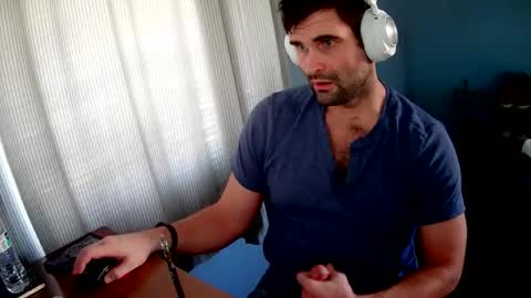 Snapshot of a_wittol_one chatting on March 2, 6:59 pm a_wittol_one online show from March 2, 6:59 pm