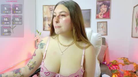 Aamy  online show from October 27, 11:09 pm