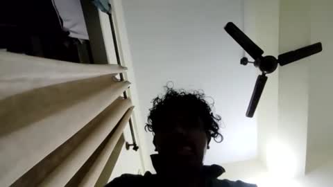 Aachujos online show from December 3, 5:55 pm