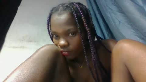 aadienne online show from April 26, 6:16 pm