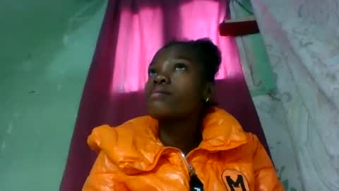 Snapshot of aadienne chatting on June 22, 5:48 am aadienne online show from June 22, 5:48 am