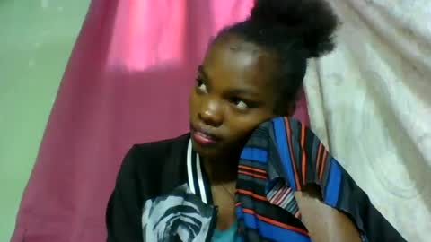 Snapshot of aadienne chatting on June 23, 1:20 pm aadienne online show from June 23, 1:20 pm