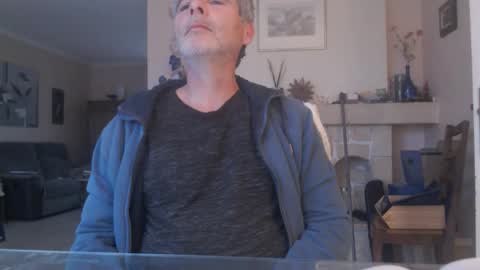 Aalex1717 online show from December 4, 8:34 am