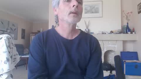 Aalex1717 online show from April 14, 3:29 pm