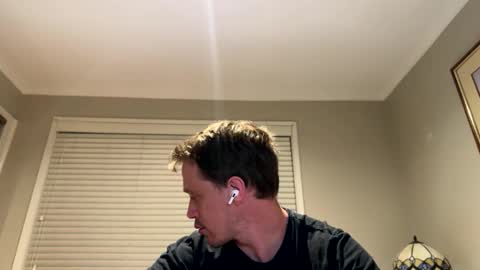 Kris online show from February 11, 8:30 am