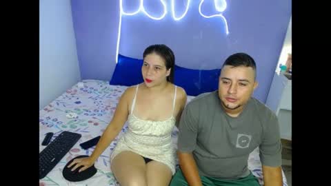 Snapshot of aangel996 chatting on May 5, 3:14 am Laura y Angel online show from May 5, 3:14 am