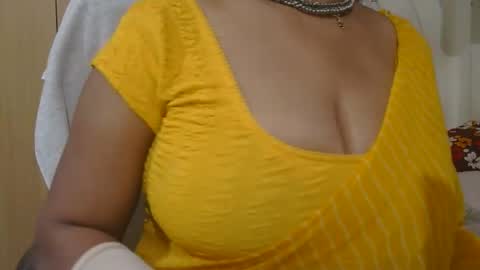 Snapshot of aaradhya_sexy_88 chatting on March 26, 10:21 am aaradhya_sexy_88 online show from March 26, 10:21 am