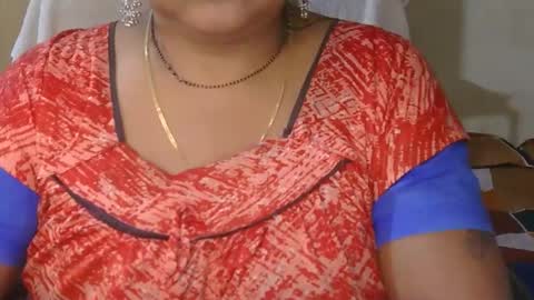 Snapshot of aaradhya_sexy_88 chatting on April 18, 9:46 am aaradhya_sexy_88 online show from April 18, 9:46 am