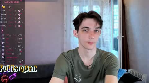 Snapshot of aaron_bang chatting on May 8, 2:00 pm Aaron Bang online show from May 8, 2:00 pm