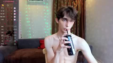 Aaron Bang online show from June 18, 6:12 pm