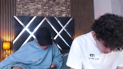 Snapshot of aaron_blink1 chatting on October 9, 2:59 pm Aaron online show from October 9, 2:59 pm