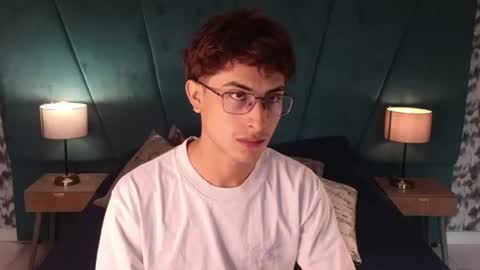 Snapshot of aaron_eze chatting on June 25, 1:48 pm Aaron Ezequiel online show from June 25, 1:48 pm