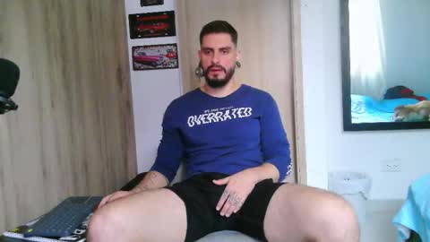 Aaron kwok online show from February 25, 10:08 pm