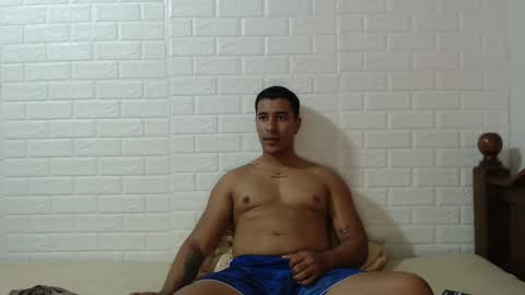 Snapshot of aaron_miller97 chatting on October 3, 4:48 pm Aaron Miller online show from October 3, 4:48 pm