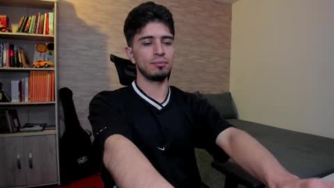 Aaron online show from March 6, 10:04 pm