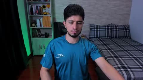 Aaron online show from September 10, 7:25 pm