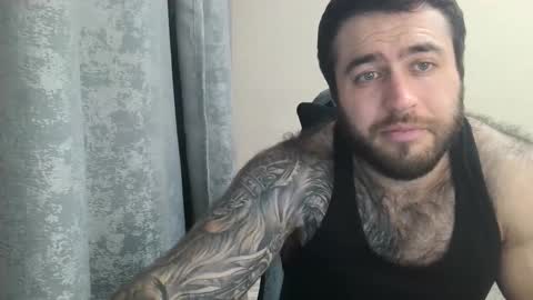 Snapshot of aaron_royal chatting on October 20, 4:29 pm Davin tayl online show from October 20, 4:29 pm
