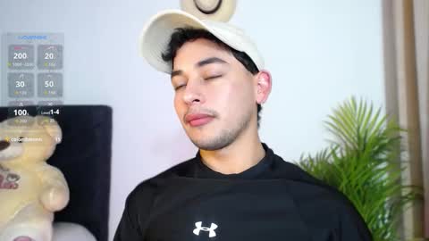 KAI  online show from October 20, 7:47 pm