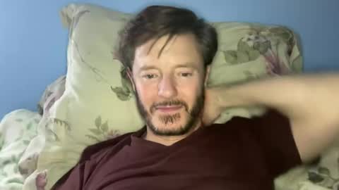 aaron_z8 online show from December 22, 5:45 am