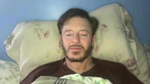 aaron_z8 online show from January 24, 4:59 am