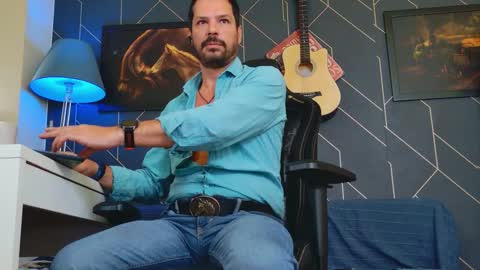 Aaron online show from September 20, 7:09 am