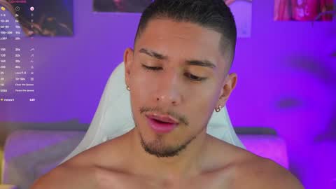 AARON  online show from January 26, 2:52 pm