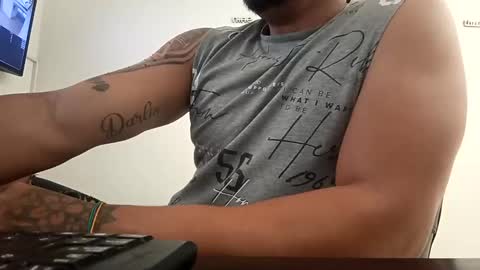 ig aaron hunter123 online show from January 6, 6:10 pm